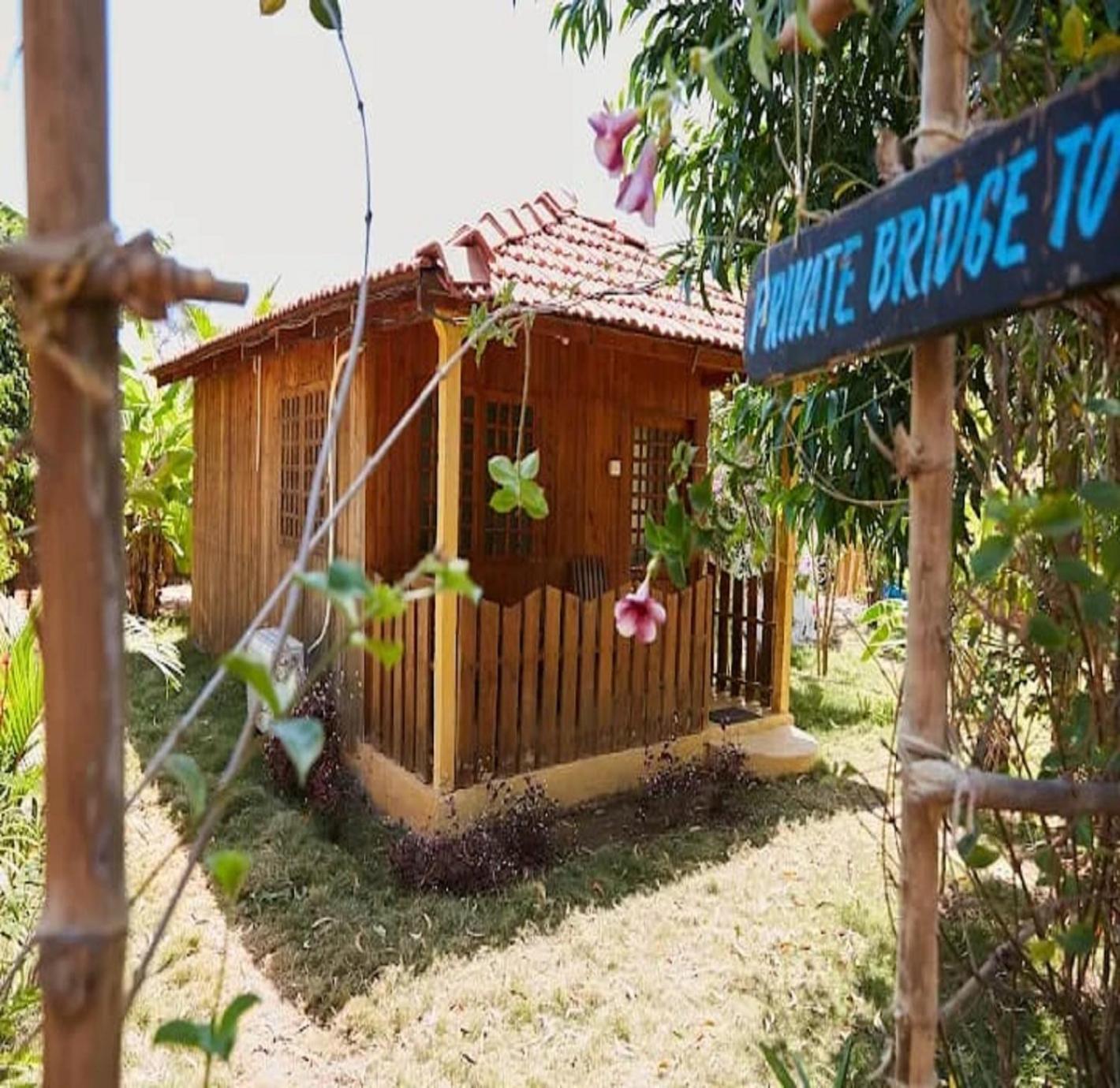 Jamboree Creek Yoga Мандрем Екстер'єр фото
